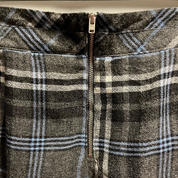 Cute skirt tie front zip back lined - Picture 8 of 13